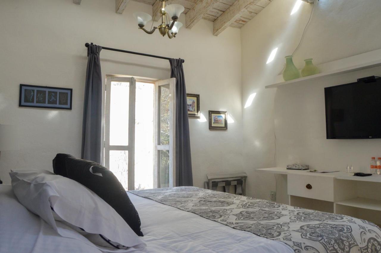 ברנל Hotel De Piedra מראה חיצוני תמונה