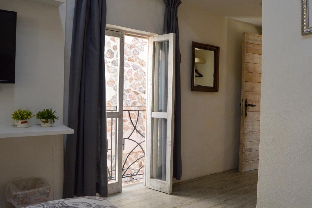 ברנל Hotel De Piedra מראה חיצוני תמונה