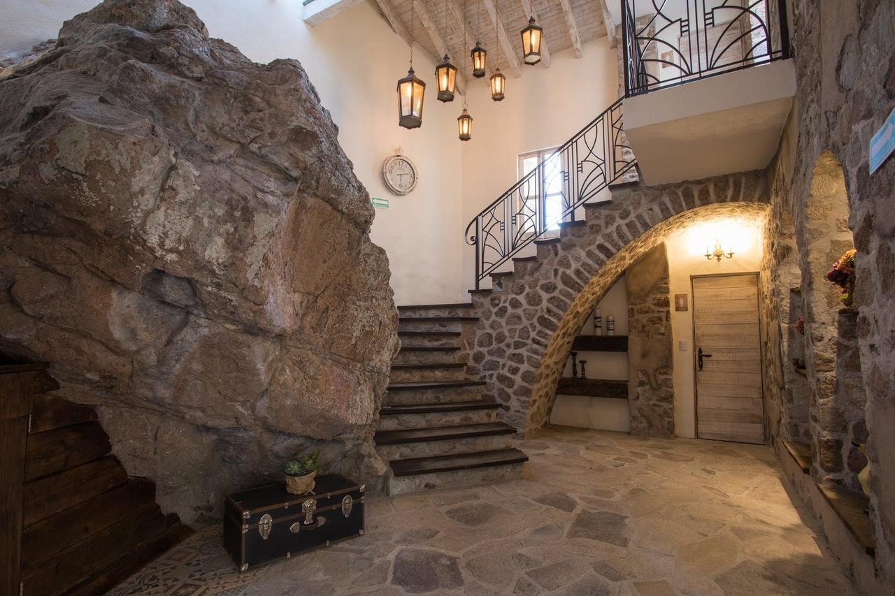 ברנל Hotel De Piedra מראה חיצוני תמונה