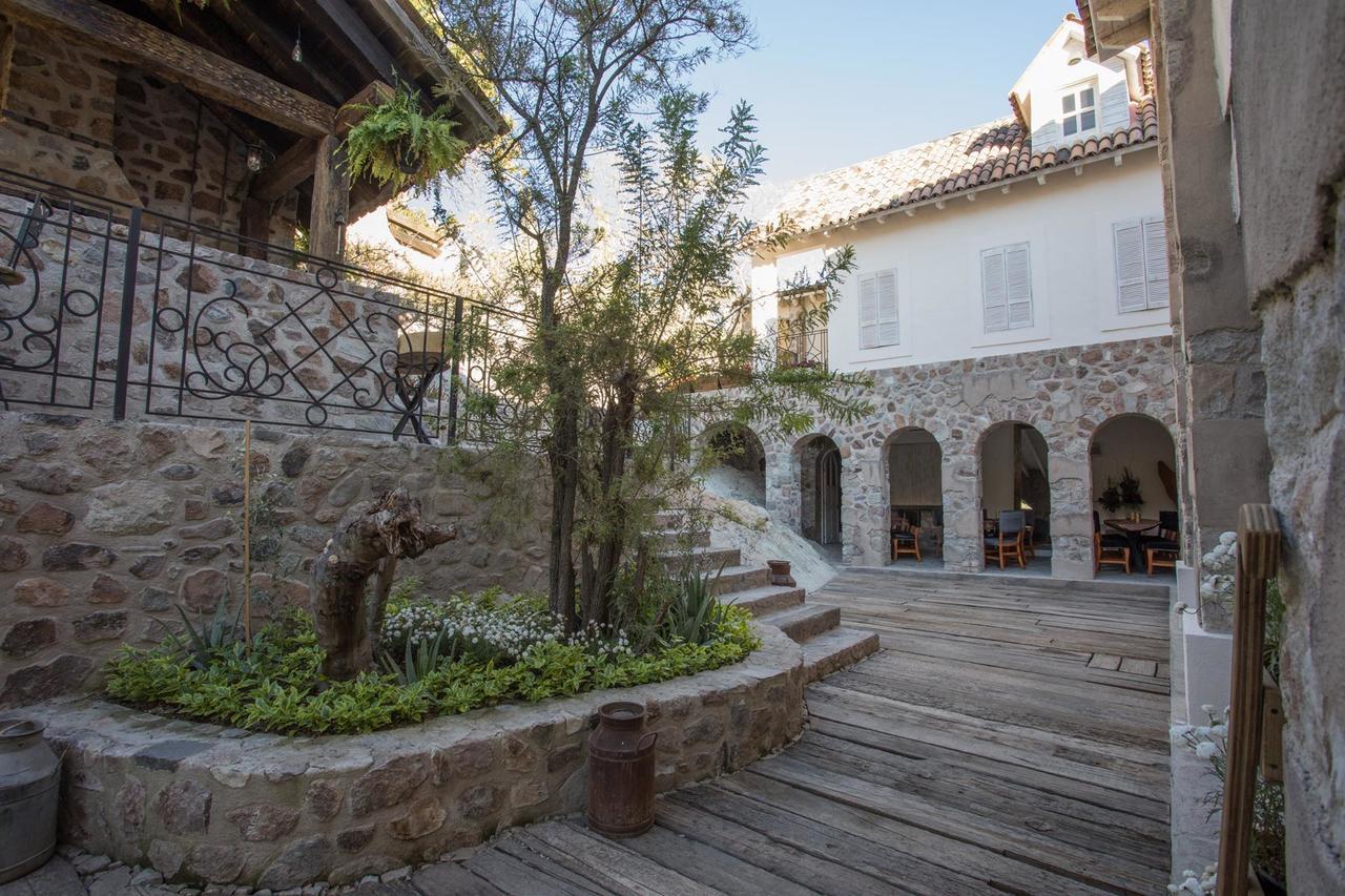 ברנל Hotel De Piedra מראה חיצוני תמונה